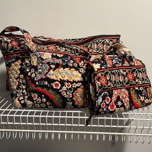 Vera Bradley overnight bag & hanging toiletry bag set, Versailles print 2010